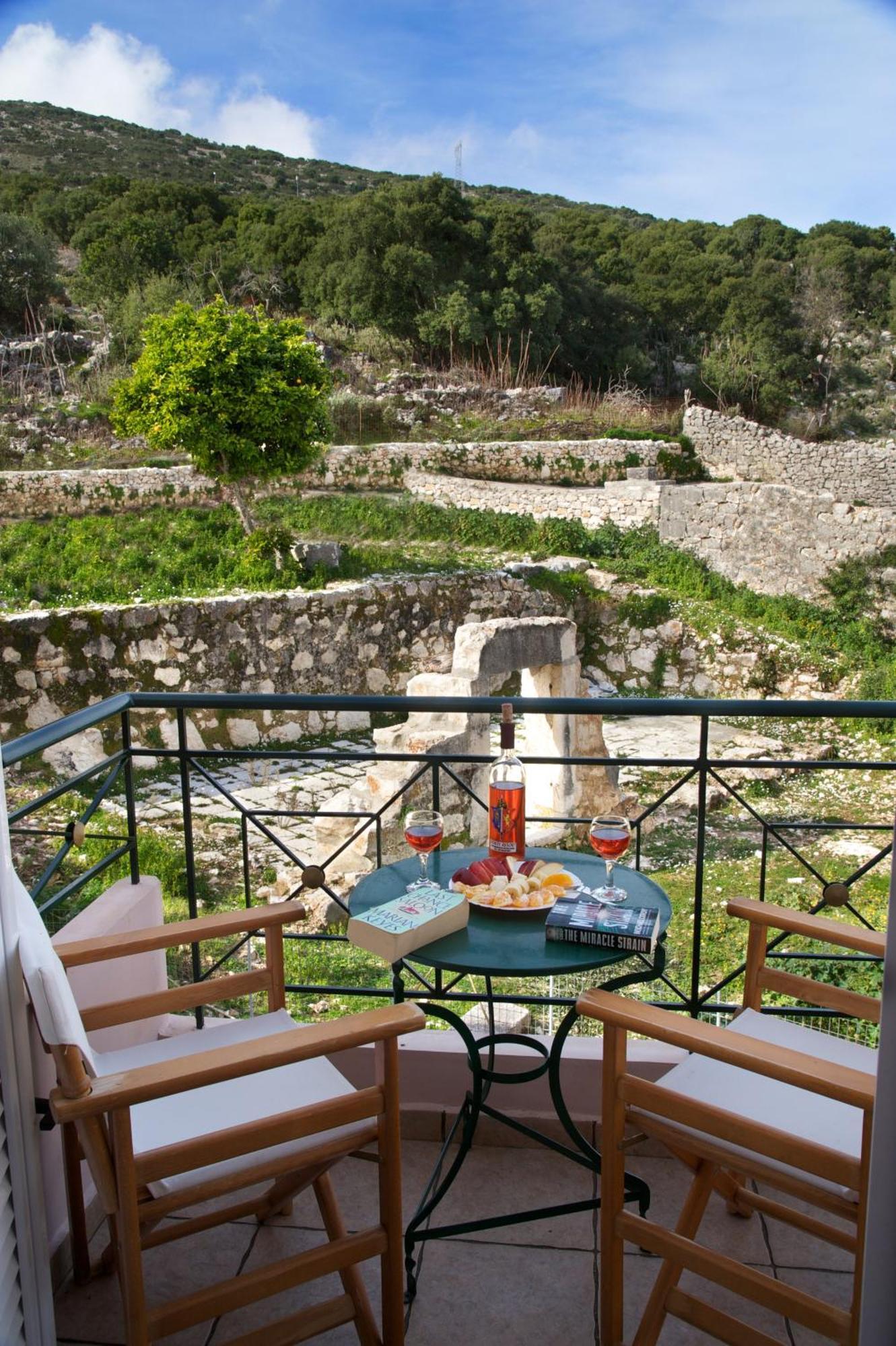 Dogis Retreat Apartment Agia Efimia Exterior photo